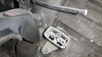 АКПП НА TOYOTA ISIS ZNM10W 1ZZ-FE