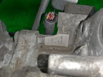 АКПП НА NISSAN SERENA CC25 MR20DE