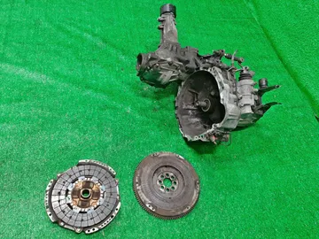 МКПП НА TOYOTA CARINA ST215 3S-FE