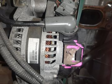 ДВИГАТЕЛЬ НА TOYOTA VITZ KSP130 1KR-FE