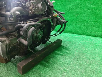 ДВИГАТЕЛЬ НА SUBARU FORESTER SF5 EJ202