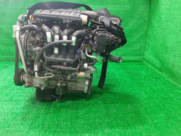 ДВИГАТЕЛЬ НА MAZDA DEMIO DY5W ZY-VE