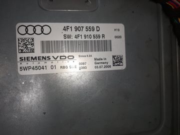 ДВИГАТЕЛЬ НА AUDI A6 4F2 AUK