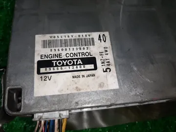 ДВИГАТЕЛЬ НА TOYOTA COROLLA FIELDER NZE124G 1NZ-FE