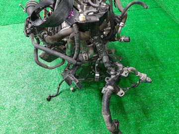 ДВИГАТЕЛЬ НА TOYOTA COROLLA FIELDER NKE165G 1NZ-FXE