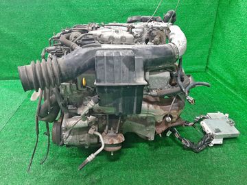 ДВИГАТЕЛЬ НА NISSAN CEDRIC MY33 VQ25DE