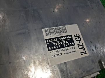 ДВИГАТЕЛЬ НА TOYOTA CROWN JZS179 2JZ-GE