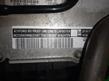 ДВИГАТЕЛЬ НА VOLKSWAGEN GOLF 5K1 CBZB