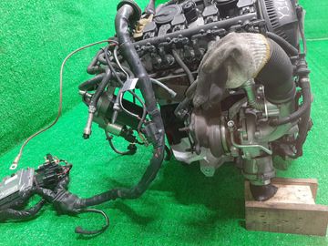 ДВИГАТЕЛЬ НА AUDI A4 8K5 CDN