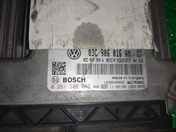 ДВИГАТЕЛЬ НА VOLKSWAGEN GOLF 5K1 CAXA