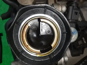 ДВИГАТЕЛЬ НА VOLKSWAGEN GOLF 5K1 CAXA