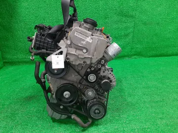 ДВИГАТЕЛЬ НА VOLKSWAGEN GOLF 5K1 CAXA