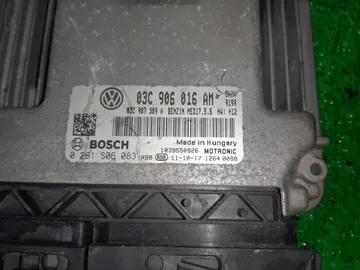 ДВИГАТЕЛЬ НА VOLKSWAGEN GOLF 5K1 CAXA