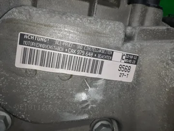 ДВИГАТЕЛЬ НА VOLKSWAGEN GOLF 5K1 CAXA