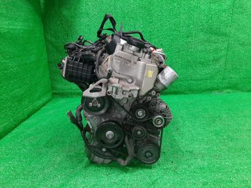 ДВИГАТЕЛЬ НА VOLKSWAGEN GOLF 5K1 CAXA