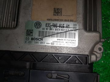 ДВИГАТЕЛЬ НА VOLKSWAGEN GOLF 5K1 CAXA