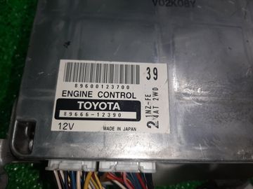 ДВИГАТЕЛЬ НА TOYOTA COROLLA NZE121 1NZ-FE