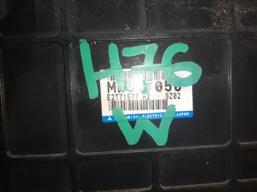 ДВИГАТЕЛЬ НА MITSUBISHI PAJERO IO H76W 4G93