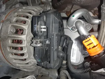 ДВИГАТЕЛЬ НА VOLKSWAGEN TOURAN 1T3 CTHC