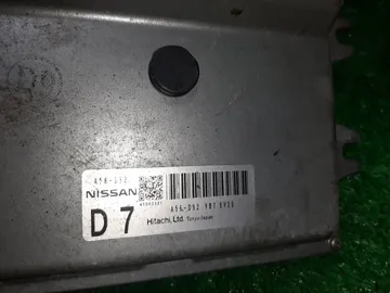 ДВИГАТЕЛЬ НА NISSAN SERENA C25 MR20DE