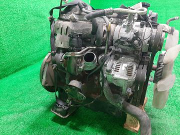 ДВИГАТЕЛЬ НА TOYOTA HIACE REGIUS KCH46G 1KZ-TE