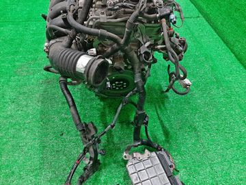 ДВИГАТЕЛЬ НА TOYOTA COROLLA  AXIO ZRE142 2ZR-FE