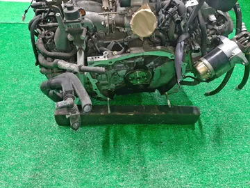 ДВИГАТЕЛЬ НА SUBARU FORESTER SG5 EJ202