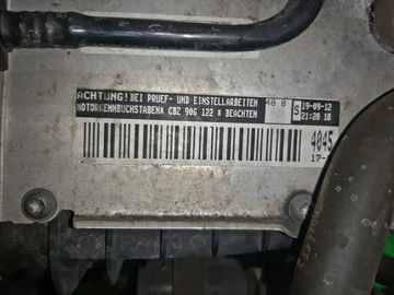 ДВИГАТЕЛЬ НА VOLKSWAGEN GOLF 5K1 CBZB