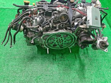 ДВИГАТЕЛЬ НА SUBARU FORESTER SF5 EJ205