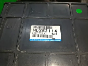 ДВИГАТЕЛЬ НА MITSUBISHI PAJERO IO H66W 4G93