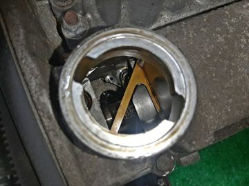 ДВИГАТЕЛЬ НА MITSUBISHI DION CR9W 4G63