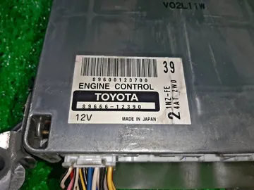 ДВИГАТЕЛЬ НА TOYOTA COROLLA NZE121 1NZ-FE