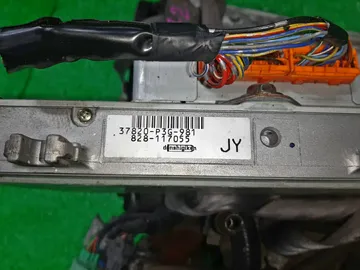 ДВИГАТЕЛЬ НА HONDA STEPWGN RF1 B20B