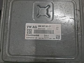 ДВИГАТЕЛЬ НА VOLKSWAGEN GOLF 5G1 CHH