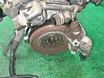 ДВИГАТЕЛЬ НА VOLKSWAGEN GOLF 5K1 CBZB