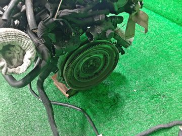 ДВИГАТЕЛЬ НА VOLKSWAGEN GOLF 5K1 CAXA