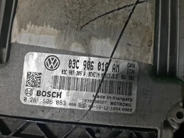 ДВИГАТЕЛЬ НА VOLKSWAGEN GOLF 5K1 CAXA