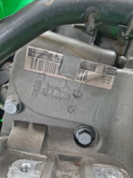 ДВИГАТЕЛЬ НА VOLKSWAGEN GOLF 5K1 CAX