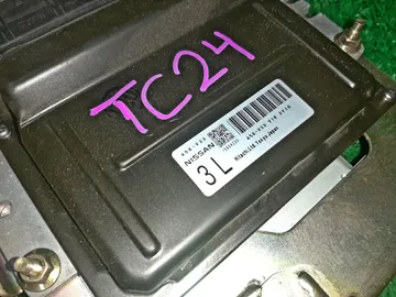 ДВИГАТЕЛЬ НА NISSAN SERENA TC24 QR20DE