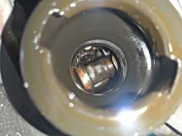 ДВИГАТЕЛЬ НА MITSUBISHI DION CR5W 4G93T