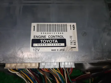 ДВИГАТЕЛЬ НА TOYOTA COROLLA NZE121 1NZ-FE
