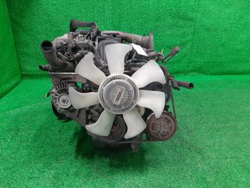 ДВИГАТЕЛЬ НА MITSUBISHI DELICA SK82VM F8