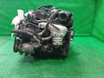 ДВИГАТЕЛЬ НА MITSUBISHI DELICA SK82VM F8