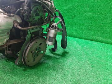 ДВИГАТЕЛЬ НА MITSUBISHI DELICA SK82VM F8