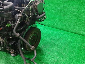 ДВИГАТЕЛЬ НА VOLKSWAGEN PASSAT 3C5 CDA