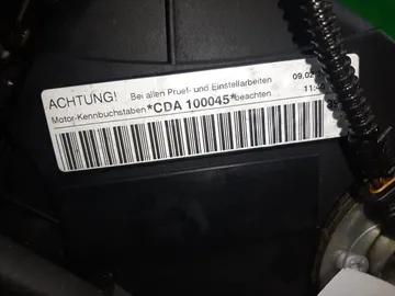 ДВИГАТЕЛЬ НА VOLKSWAGEN PASSAT 3C5 CDA