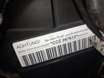 ДВИГАТЕЛЬ НА VOLKSWAGEN TIGUAN 5N2 CCZD