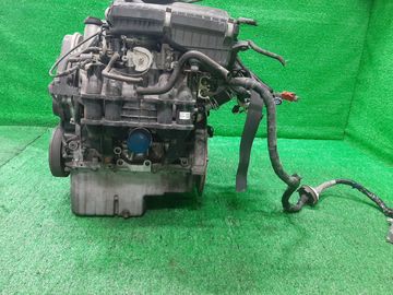 ДВИГАТЕЛЬ НА HONDA CIVIC EU3 D17A