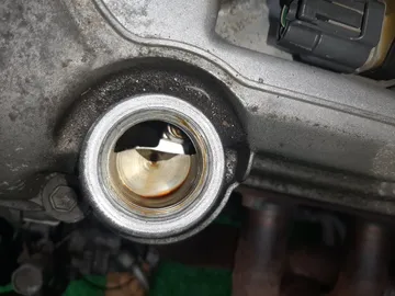 ДВИГАТЕЛЬ НА SUZUKI AERIO RA21S M15A