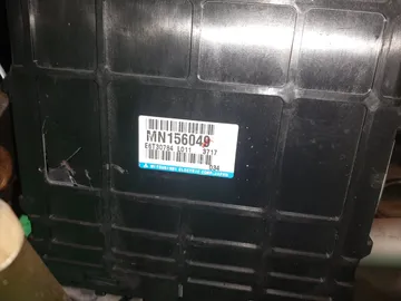 ДВИГАТЕЛЬ НА MITSUBISHI LANCER CEDIA CS5W 4G93